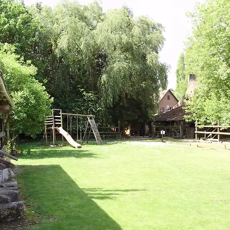 Du Bord Des Eaux - Demi-pension Assuree Sur Reservation 생타망레조