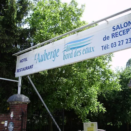 Du Bord Des Eaux - Demi-pension Assuree Sur Reservation