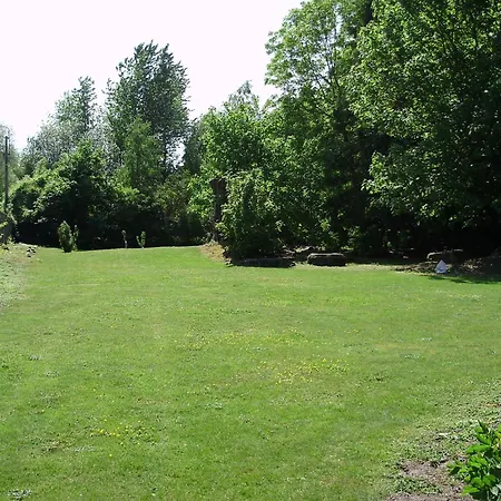 Du Bord Des Eaux - Demi-pension Assuree Sur Reservation