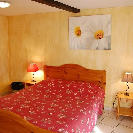 Du Bord Des Eaux - Demi-pension Assuree Sur Reservation 3*