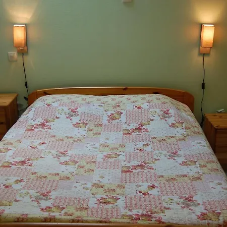 Du Bord Des Eaux - Demi-pension Assuree Sur Reservation 생타망레조