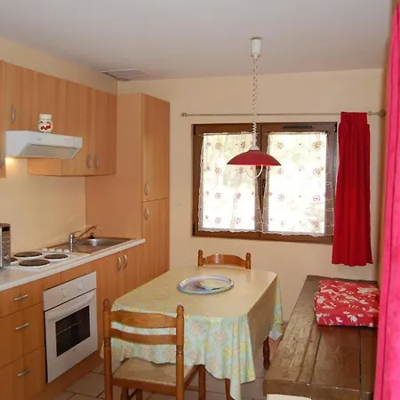 호텔 Du Bord Des Eaux - Demi-pension Assuree Sur Reservation 3*