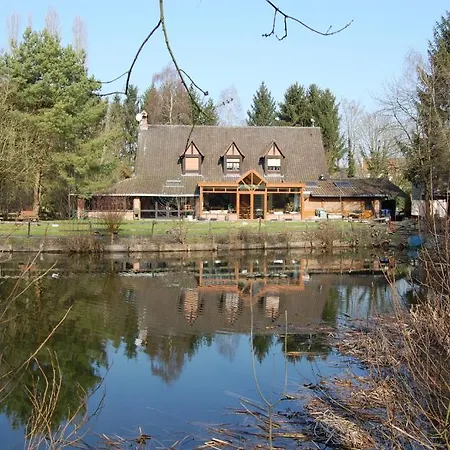 호텔 Du Bord Des Eaux - Demi-pension Assuree Sur Reservation 3*